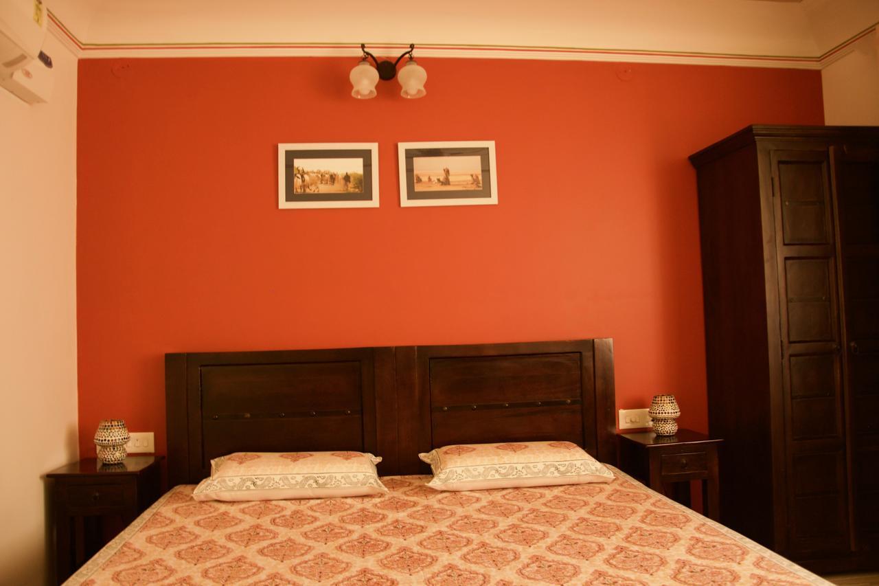 Pathik Niwas Bed & Breakfast Jaipur Exterior photo